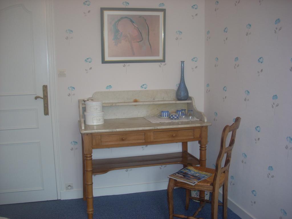 Chambres D'Hotes Kergollay Lanhouarneau 객실 사진